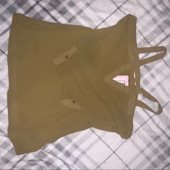 Entro off the shoulder olive top - Picture 6 of 6